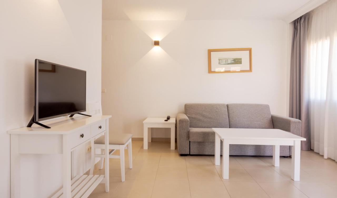 Aparthotel Ilunion Sancti Petri Chiclana de la Frontera Exterior foto